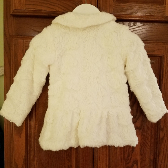 Ivory Toddler Faux Fur Coat 24 mos - Picture 3 of 5